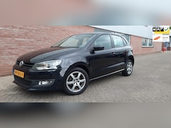 Volkswagen Polo - 1.4-16V Trendline deepblack pareleffect