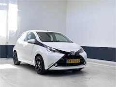 Toyota Aygo - 1.0 VVT-i x-play | NL | Camera | Airco | 5- DRS | LM velgen| 2 Eig |