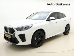 BMW X2 - sDrive20i M Sport -Massagestoel -Pano Dak -Trekhaak -Harman/Kardon -Driving Ass Plus -Elek