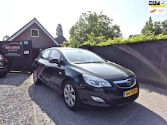 Opel Astra - 1.4 Turbo Edition Navi Clima Cruise