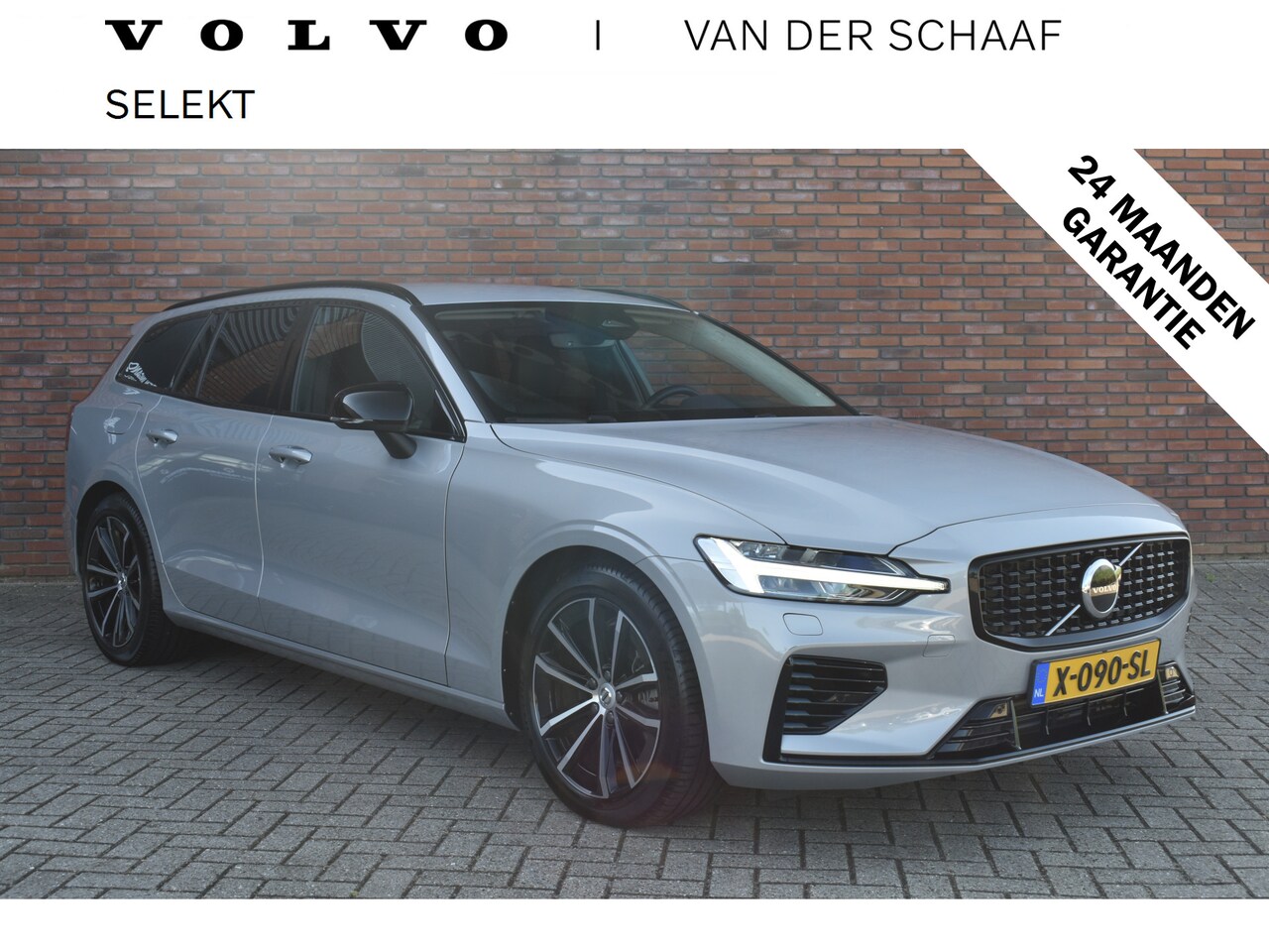 Volvo V60 - T6 350PK Plug-in Hybrid AWD Plus Dark | Harman Kardon | Lichtmetalen velgen 18" | - AutoWereld.nl