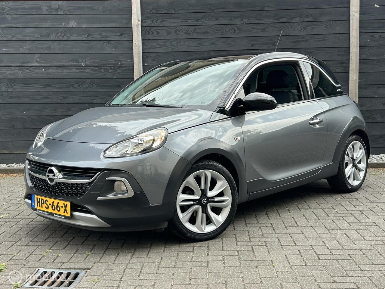 Opel ADAM - 1.2i Rocks uitvoering / half leder / airco / 17" LM / 79.989 KM!! - AutoWereld.nl