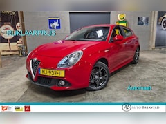 Alfa Romeo Giulietta - 1.4 Turbo MultiAir Super 170PK Automaat | Rijklaarprijs | Cruise | Clima | Navi | PDC | NA
