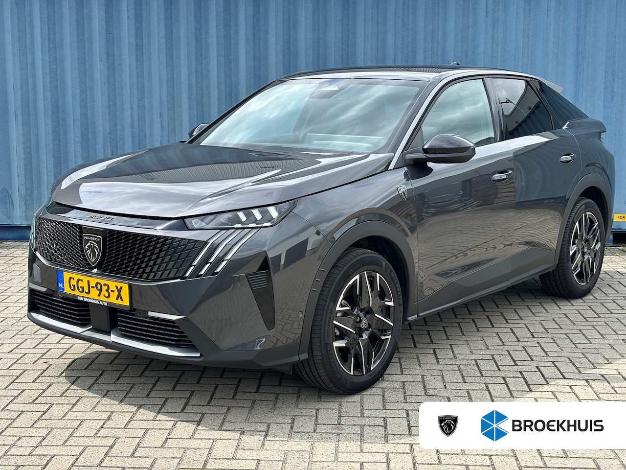Peugeot 3008 - 1.2 Hybrid 136 GT Donkergrijze GT | Camera 360 graden | NAVI Fullscreen | Airco AUTO | App - AutoWereld.nl