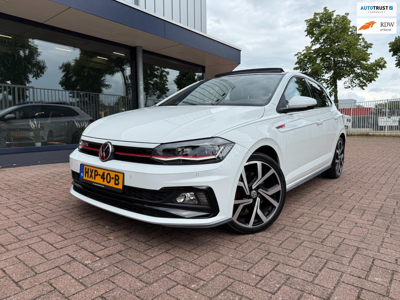 Volkswagen Polo - 2.0 TSI GTI | PANO | Virtual | LED | BEATS - AutoWereld.nl