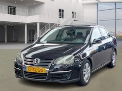 Volkswagen Jetta - 2.0 FSI Sportline/NAVIGATIE/VELGEN/CRUISE