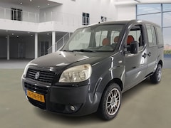 Fiat Doblò - 1.4 Family Plus/ VELGEN/ SCHUIFDEUR