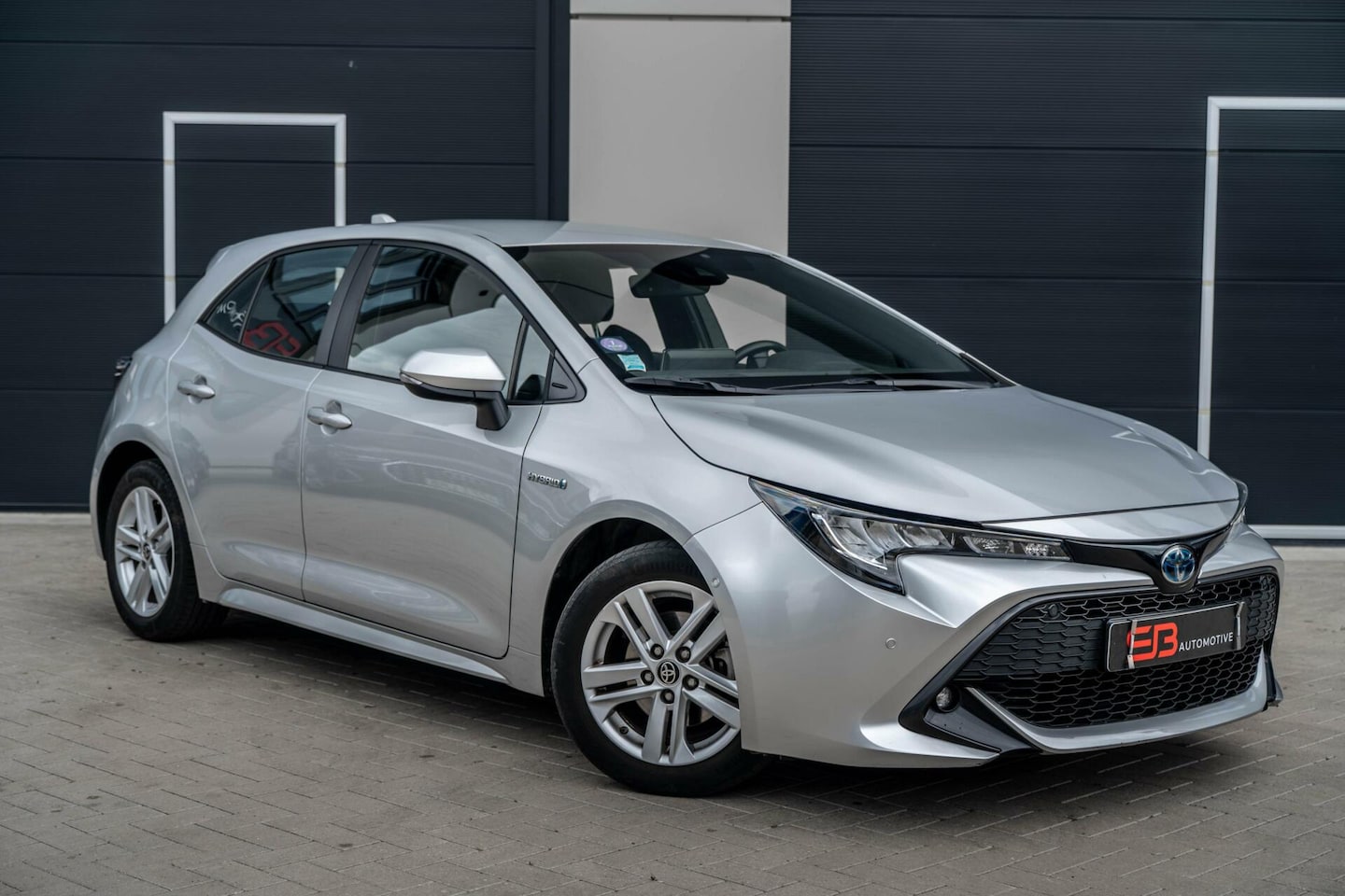 Toyota Corolla - 1.8 Hybrid Camera|Stoelverw|Keyless|Virtual - AutoWereld.nl