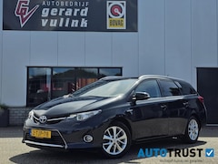 Toyota Auris Touring Sports - 1.8 Hybrid Lease+ CAMERA PDC V/A PANORAMADAK