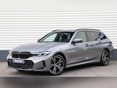 BMW 3-serie Touring - 330e M-Sport | Adaptieve Cruise Control | HiFi | Achteruitrijcamera | Shadow Line