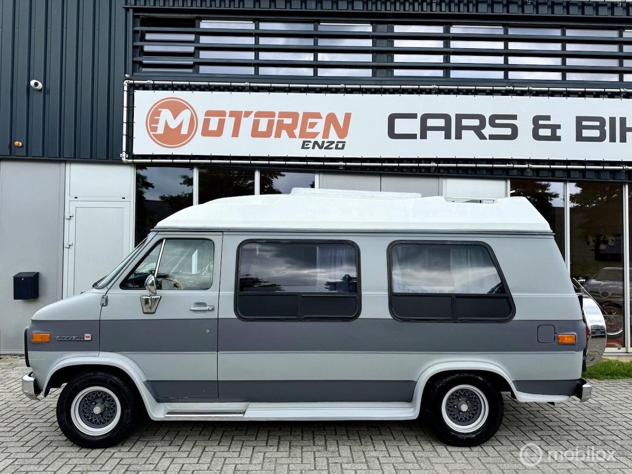 Chevrolet G20 - Chevy gmc Vandura 2500 Personenauto - AutoWereld.nl
