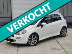 Fiat Punto Evo - 86-PK TwinAir Lounge Navigatie - Airco - Trekhaak