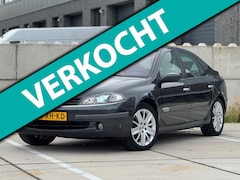 Renault Laguna - 2.0-16V Tech Line | Navigatie | Schuifdak | Sportstoelen | Trekhaak | Bluethooth | Cruise