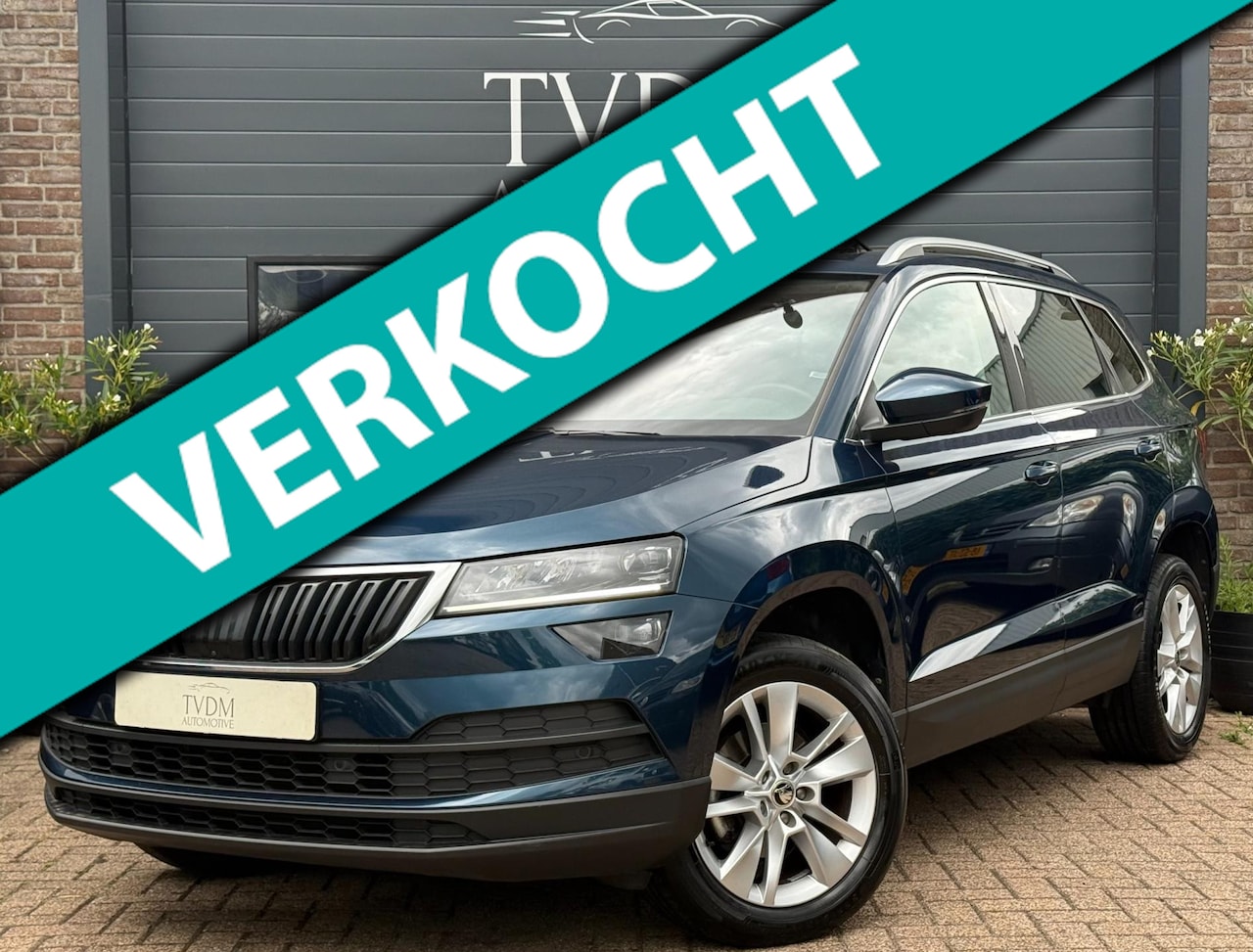 Skoda Karoq - 1.5 TSI ACT Business Edition Plus|PANO|NAVI|STOEL/STUURVERW|CAMERA - AutoWereld.nl