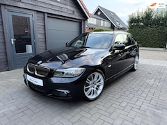 BMW 3-serie Touring - 318i M Sport AUT| Xenon| HiFi| Navi| PDC