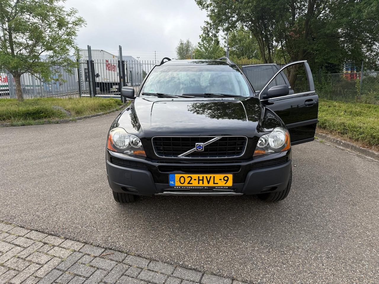 Volvo XC90 - 2.5 T Momentum - AutoWereld.nl