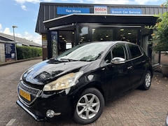 Peugeot 208 - 1.2 e-VTi Automaat Style navi Bleutooth