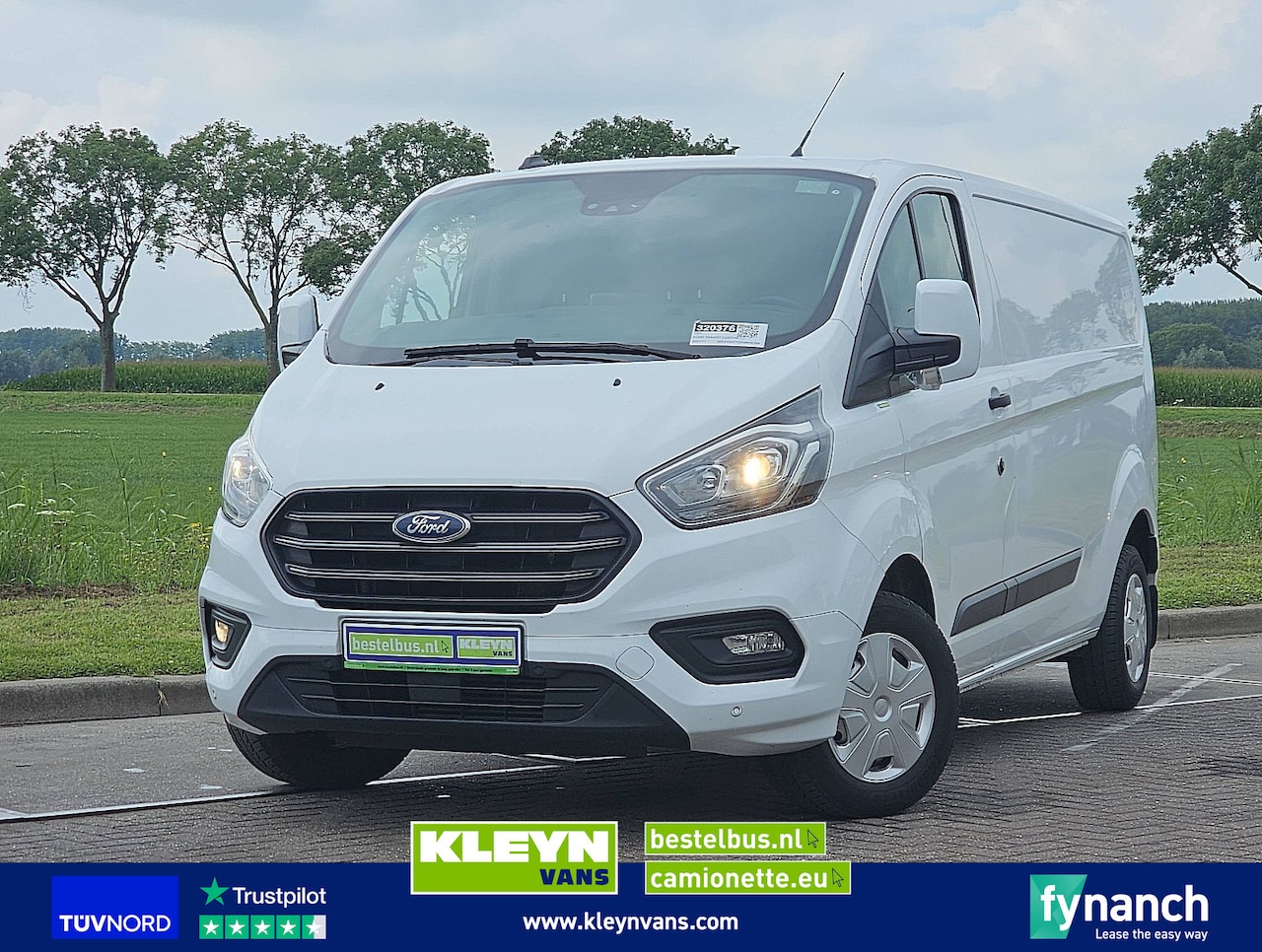 Ford Transit Custom - 2.0 L2H1 Navi PDC! - AutoWereld.nl