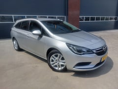 Opel Astra Sports Tourer - 1.6 CDTI Business+Airco/Navigatie 3-2018