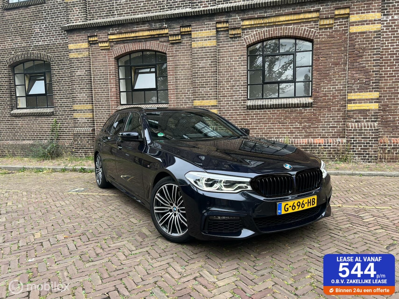 BMW 5-serie Touring - 520i High Exe M SPORT PANO TREKHAAK - AutoWereld.nl