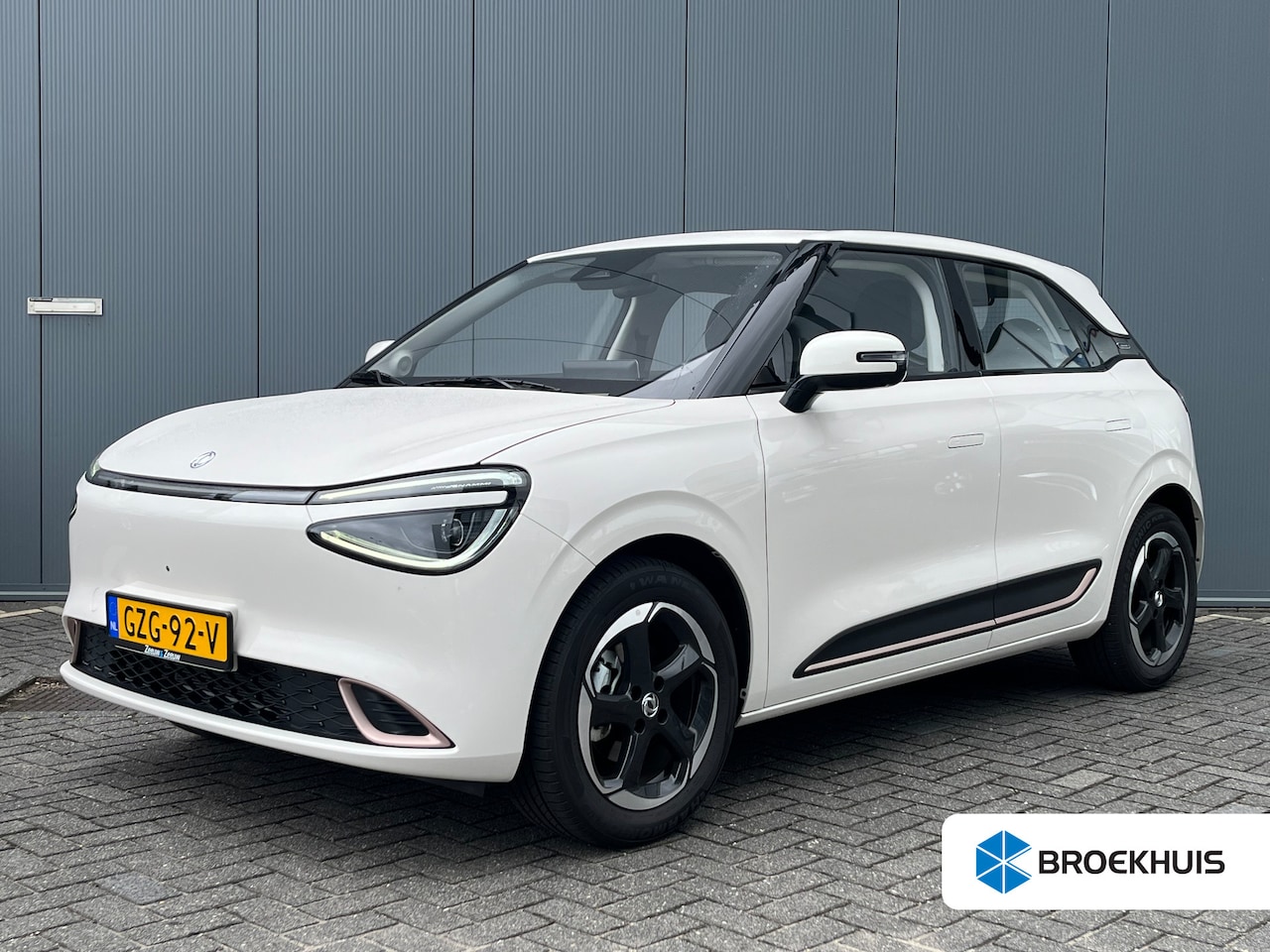Dongfeng Box - 42 kWh 95pk Launch Edition | Carplay | Climate | Keyless | Full LED | Navigatie | 17" Lich - AutoWereld.nl