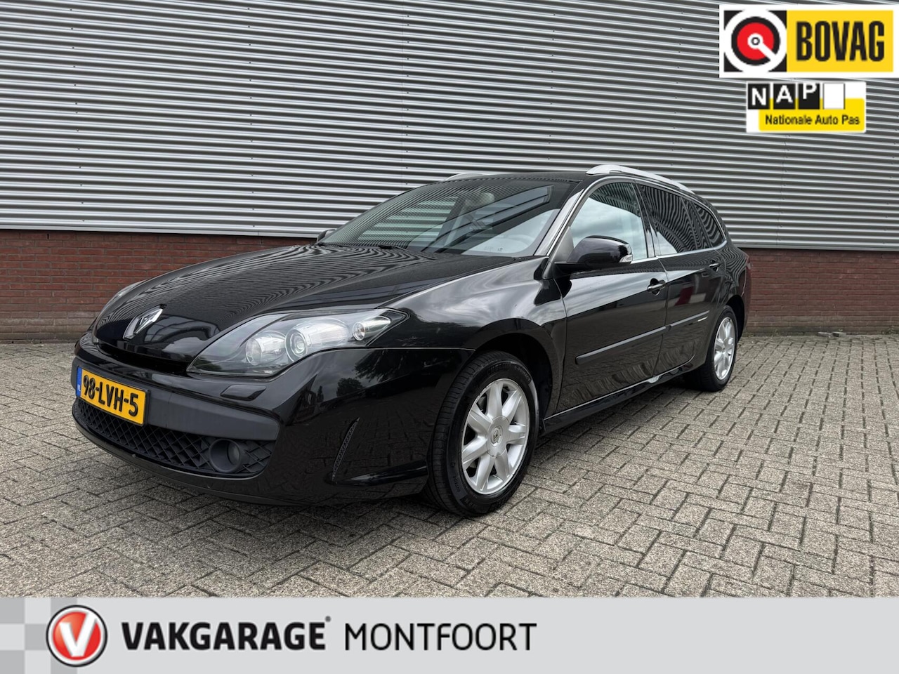 Renault Laguna Estate - 1.5 dCi Celsium|Leder|Cruise|Airco|Navi|Keyless|Clima| - AutoWereld.nl