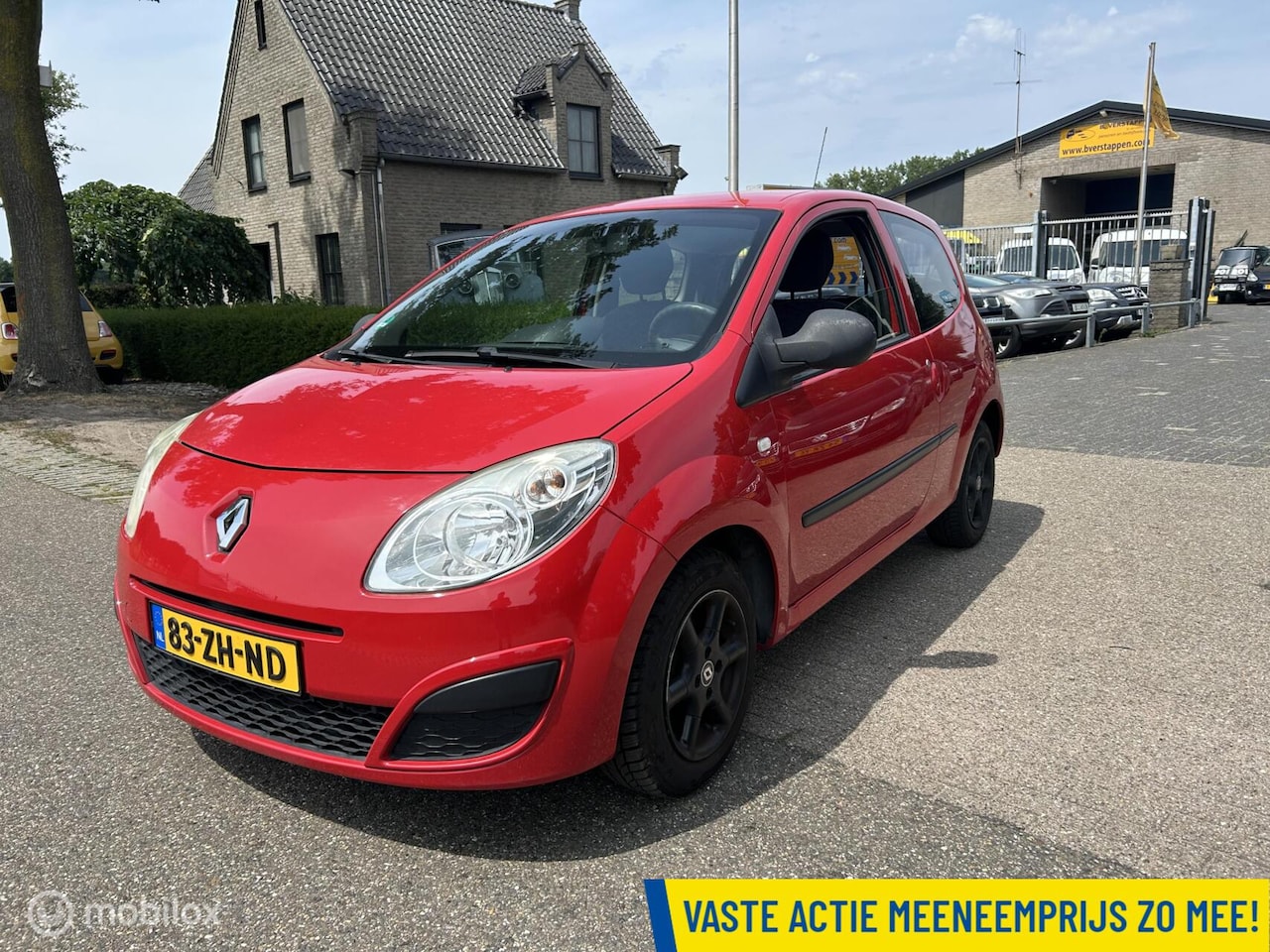 Renault Twingo - 1.2 Acces LEES TEKTS - AutoWereld.nl