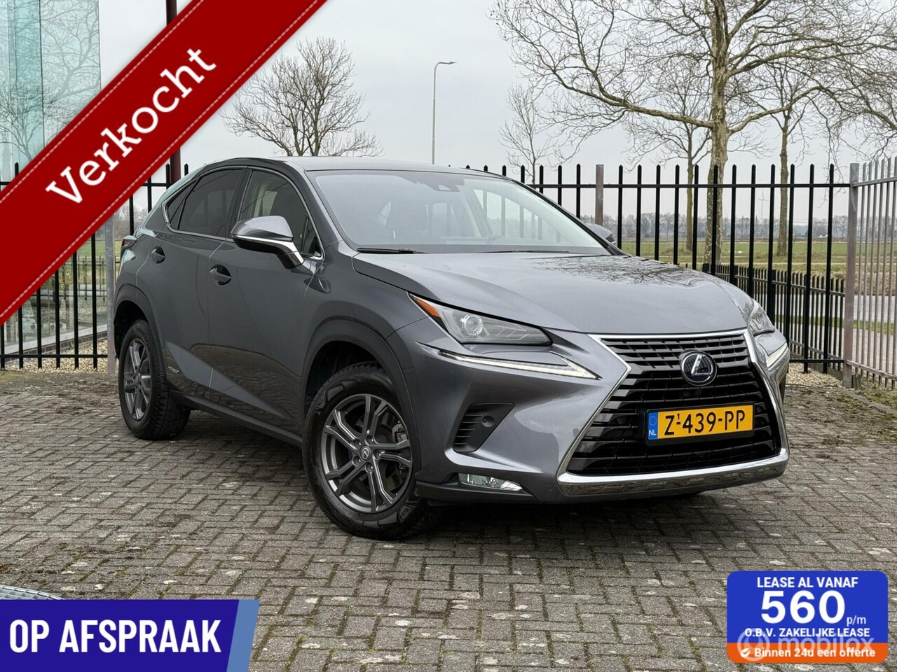 Lexus NX - 300h AWD Premium | Pano | Leer | Stoelverwarming - AutoWereld.nl