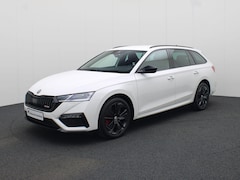 Skoda Octavia Combi - 1.4TSI 180kW/245PK RS iV PHEV DSG · Apple Car Play · Parkeersensoren · Stoelverwarming