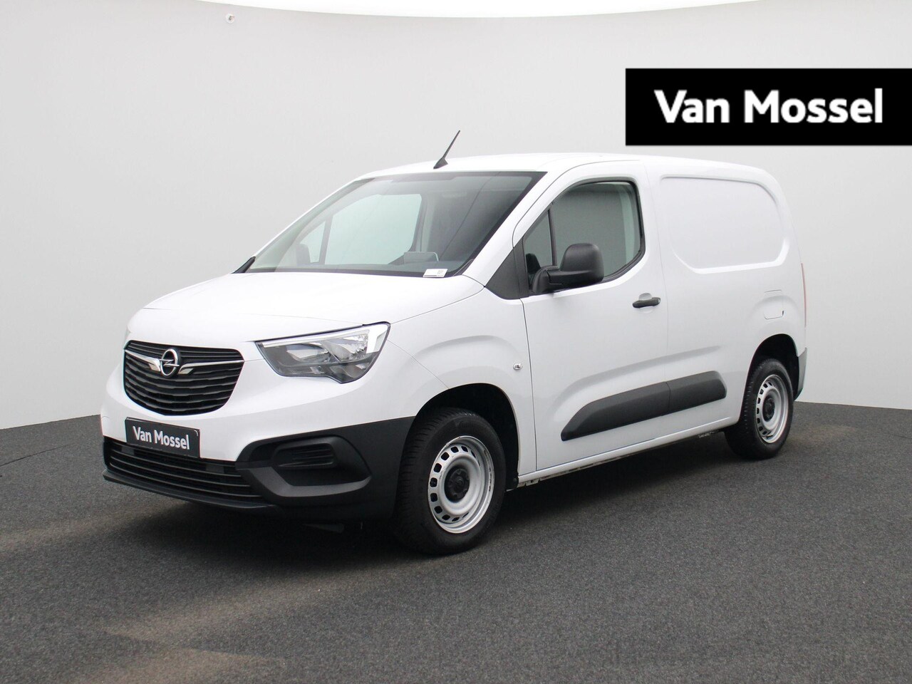Opel Combo - 1.5D L1H1 Standaard | Airco | Cruise Control | Parkeersensoren | Laadvloer | - AutoWereld.nl
