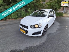Chevrolet Aveo - 1.2 LS LEUKE AUTO RIJDT EN SCHAKELT GOED