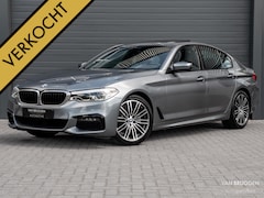 BMW 5-serie - 520i High Executive M-Sport Pano Leer Camera NAP Memory