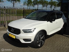 Volvo XC40 - 2.0 T5 AWD R-Design Navigatie, Climatecontrol, Panoramadak