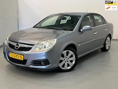 Opel Vectra - 1.8-16V Executive / Export / Leder / Xenon / Trekhaak