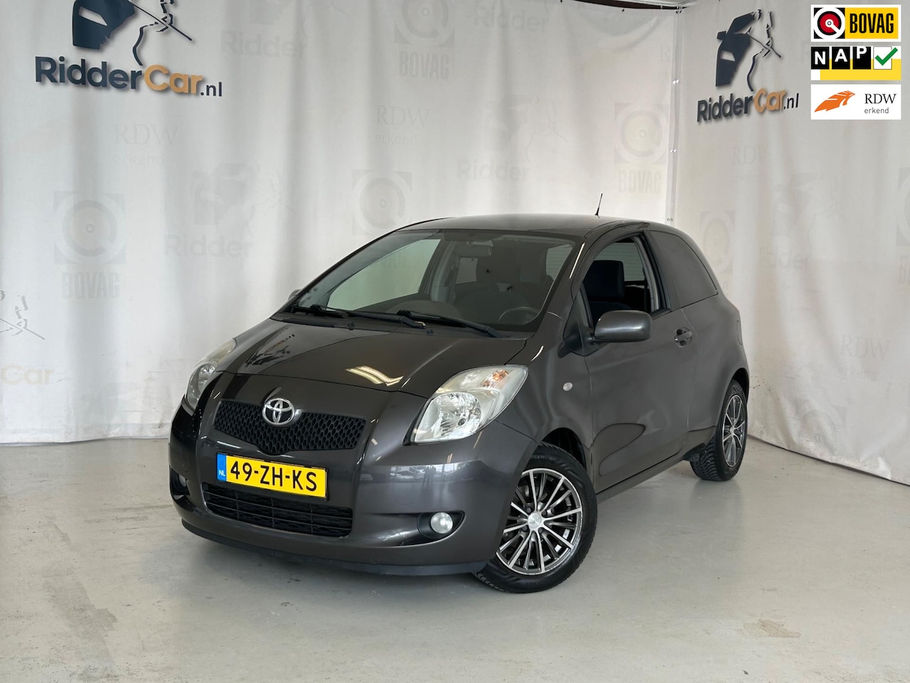 Toyota Yaris - 1.3 VVTi Sol MMT|AUTOMAAT|NAP|AIRCO|TREKHAAK| - AutoWereld.nl
