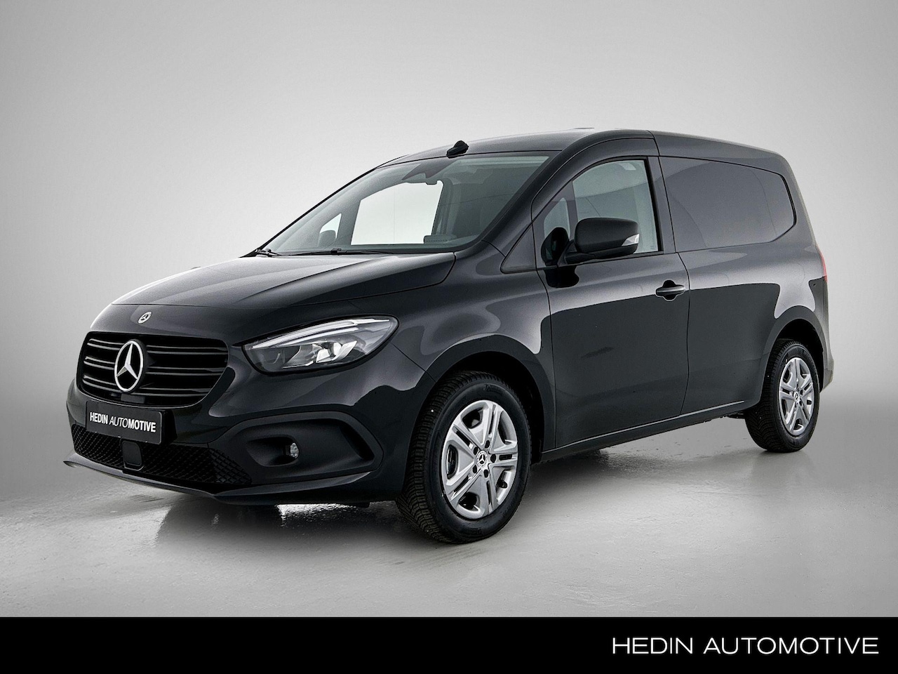 Mercedes-Benz Citan - 112 L1 Automaat Pro | BPM Vrij | Navigatie Plus Pakket | Licht Pakket | Trekhaak | Zitcomf - AutoWereld.nl