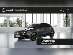 Mercedes-Benz A-klasse - 250e Business Solution AMG | Panoramaschuifdak | Nightpakket | 19 inch AMG-velgen