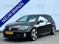 Volkswagen Golf - 2.0 GTI TREKHAAK | NAVI | PDC VOOR & ACHTER | STOELVERW |