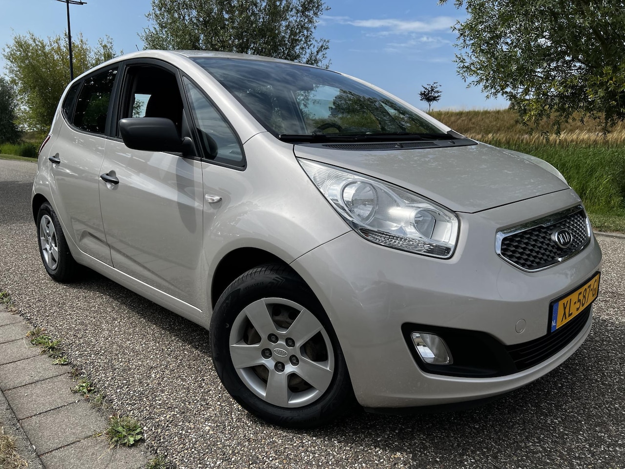 Kia Venga - 1.4 CVVT X-pect 1.4 CVVT X-pect - AutoWereld.nl