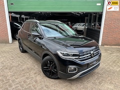 Volkswagen T-Cross - 1.5 TSI Style DSG|TRHK/ACC/CAMERA/LED|NAVI/CARPLAY