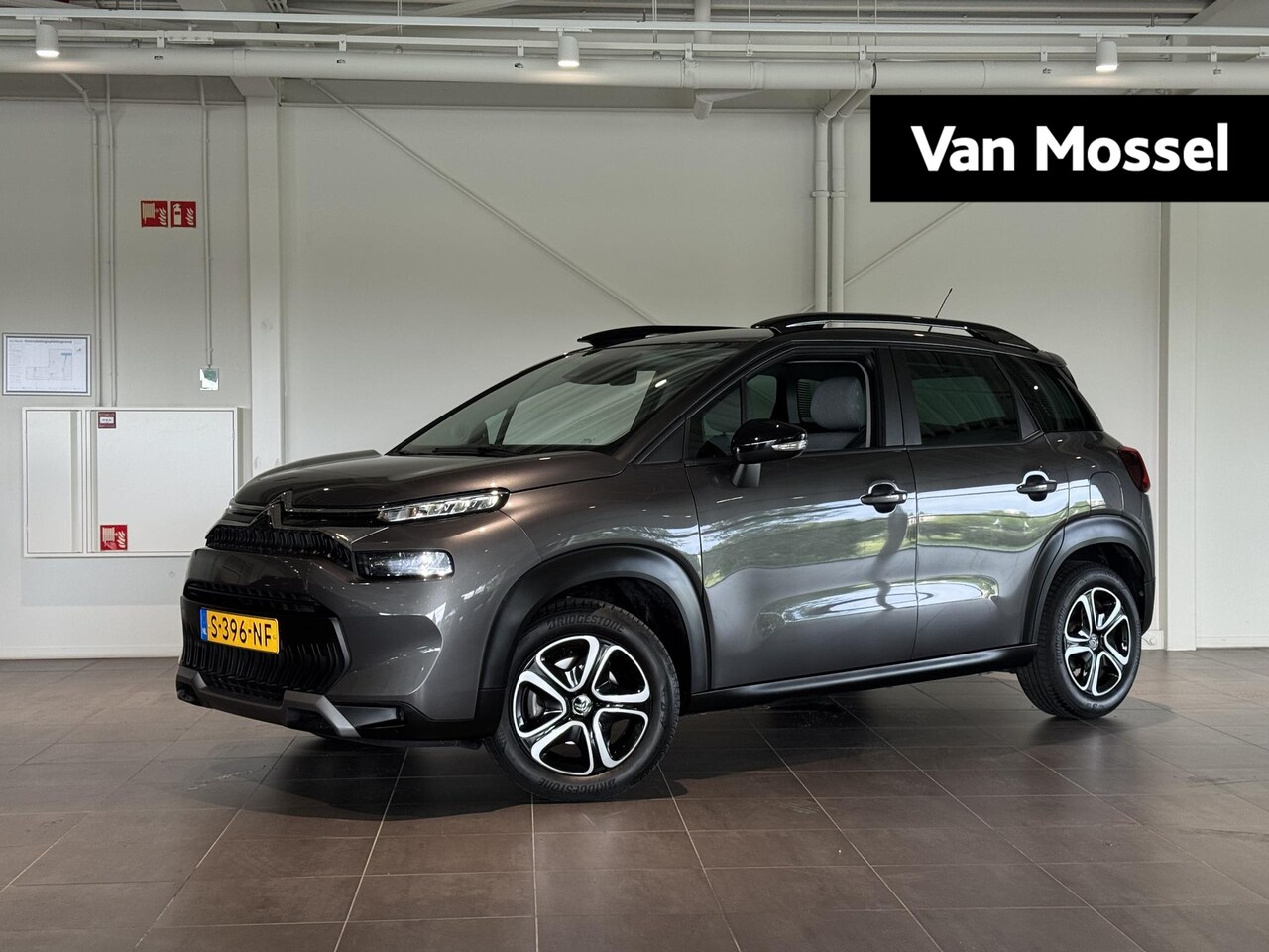 Citroën C3 Aircross - 1.2 PureTech Feel | Climate control | Apple Carplay/Android Auto | Parkeersensoren - AutoWereld.nl