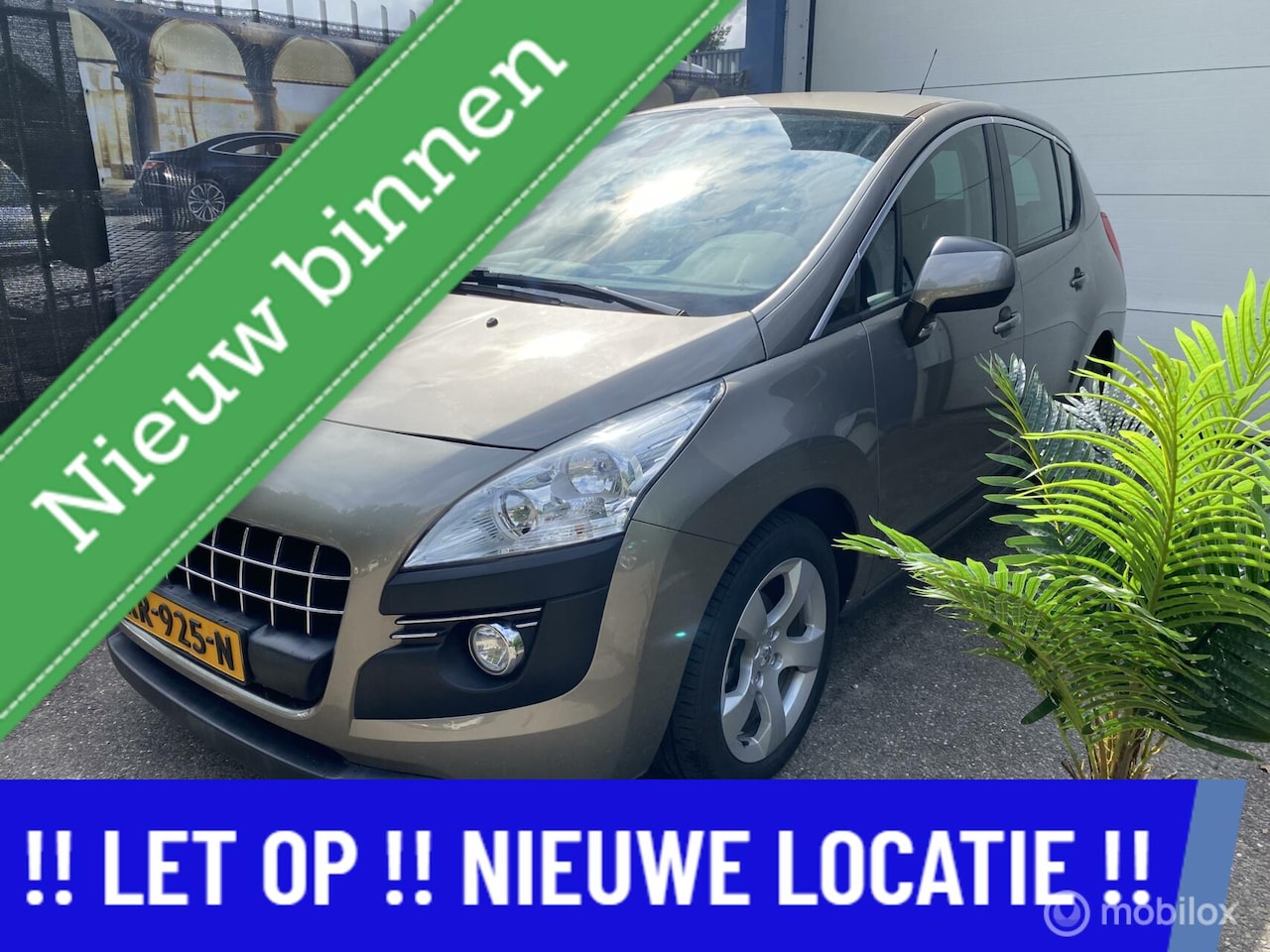 Peugeot 3008 - 1.6 VTi Style 93.DKM ECC NAVI CRUISE PDC - AutoWereld.nl