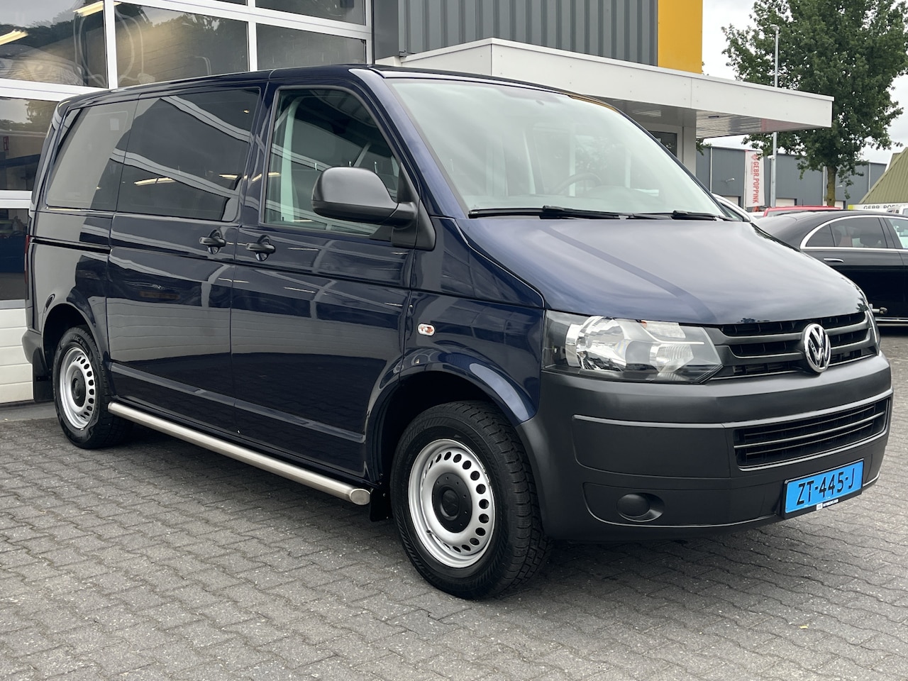 Volkswagen Transporter Kombi - 2.0 TDI 140pk L1H1 Incl. BTW Airco EURO 5 Combi Personenbus Passenger Groepsvervoer Taxi - AutoWereld.nl
