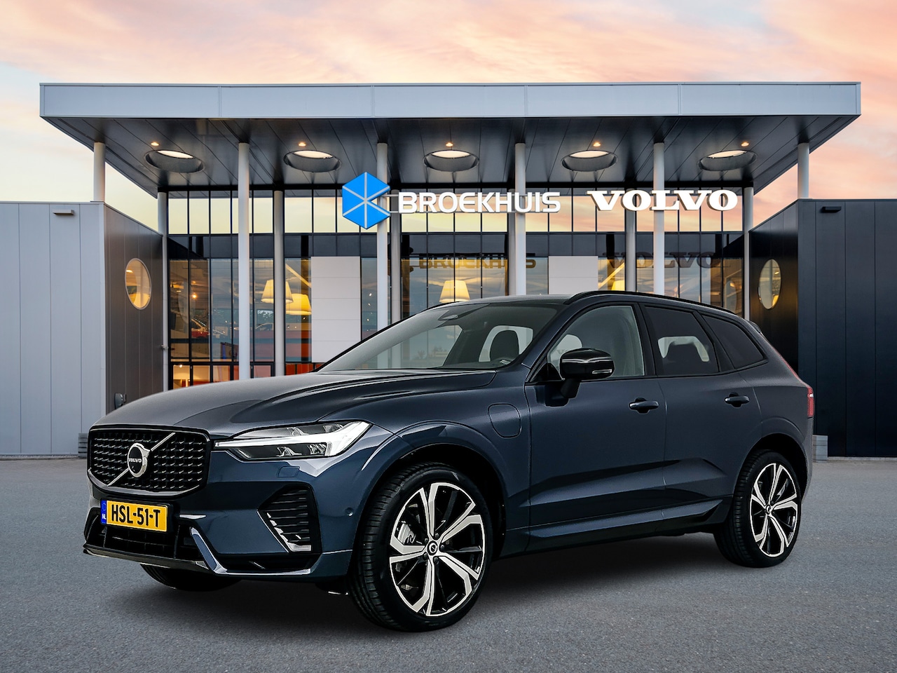 Volvo XC60 - T6 Recharge AWD Plus Dark | 21" | 360 Camera | Sportstoelen | Elektr. verst. stoelen | Tre - AutoWereld.nl