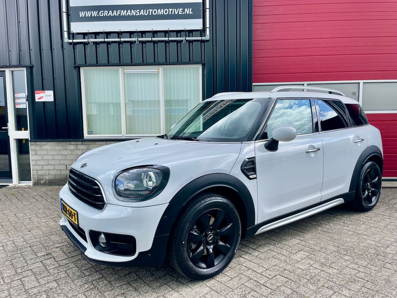 MINI Countryman - 1.5 Cooper Pepper Mini Countryman F60 Cooper 136 PK Navigatie 1 jaar garantie - AutoWereld.nl