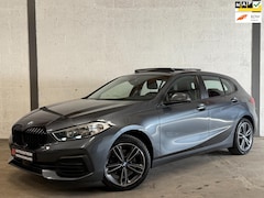 BMW 1-serie - 118i Executive Pano|Navi|Carplay|PDC|Cruise|Dealer Onderhouden
