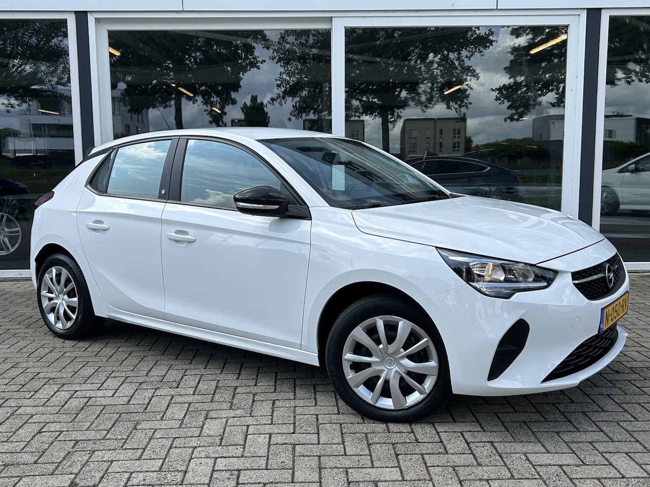 Opel Corsa-e - Edition 50 kWh 50% deal 5.825,- ACTIE Carplay / Cruise / Clima / PDC - AutoWereld.nl