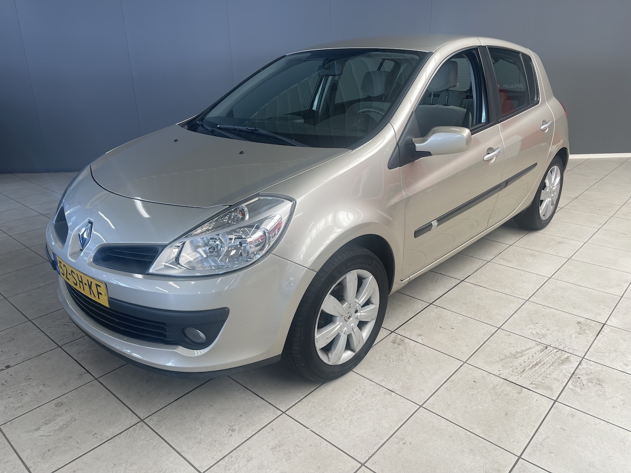 Renault Clio - 1.6-16V Dynamique Luxe Luxe uitvoering Airco, Elektrisch pakket Nieuwe APK bij Aflevering - AutoWereld.nl