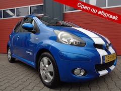 Toyota Aygo - 1.0-12V Dynamic Blue Airco 5DRS LMV 93DKm NAP NL-AUTO 1E-Eigenaar