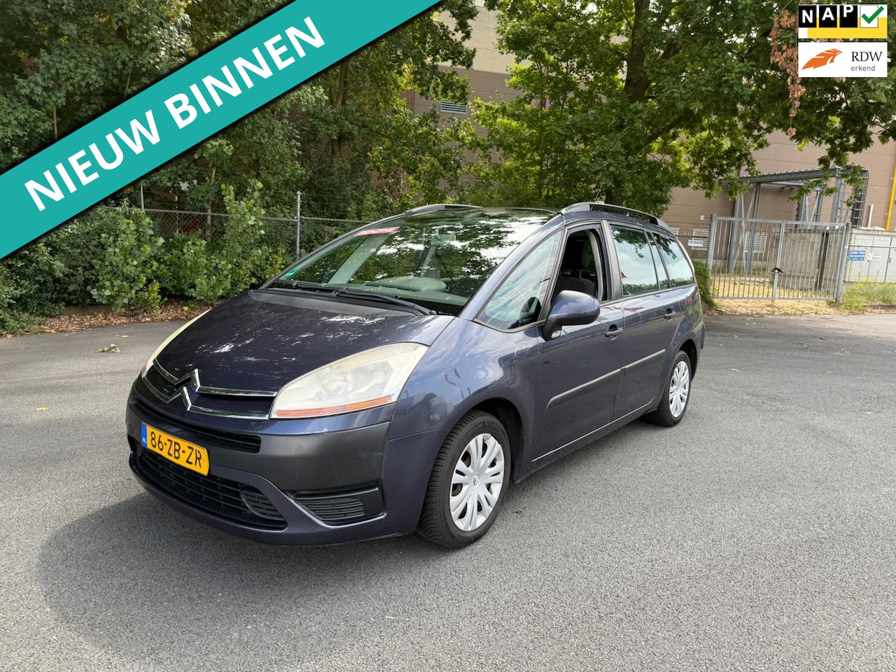 Citroën Grand C4 Picasso - 1.8-16V Prestige 7p. LEUKE AUTO RIJDT EN SCHAKELT GOED - AutoWereld.nl